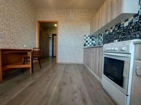 квартира по адресу Радистов ул., 4