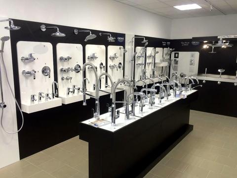 комерційна за адресою Дмитрівська вул., 75