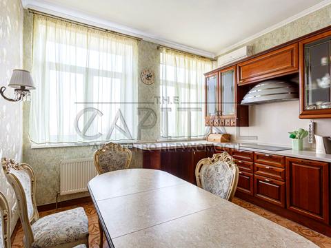 квартира за адресою Кудрявський узвіз, 3-А