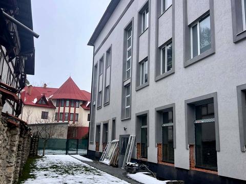 коммерческая по адресу Ясная ул., 3