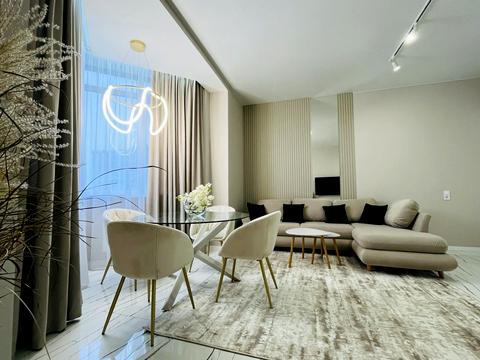 квартира за адресою Андрія Верхогляда вул. (Михайла Драгомирова), 14-А