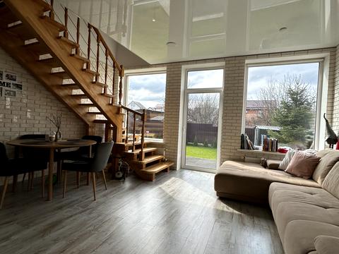 будинок за адресою Степова