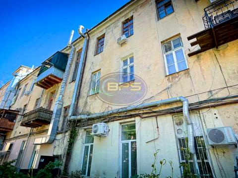 комерційна за адресою Жуковського, 38