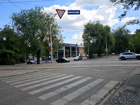 коммерческая по адресу Михаила Грушевского ул. (Карла Либкнехта), 14