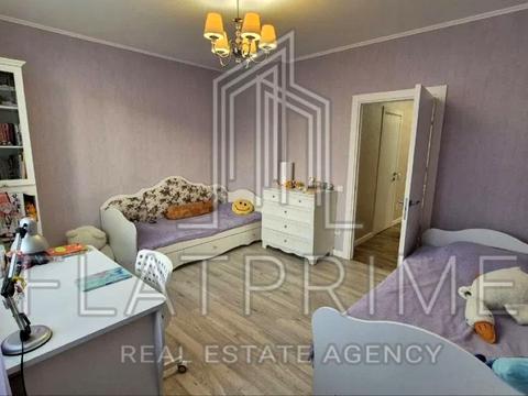 квартира по адресу Олены Пчилки ул., 8