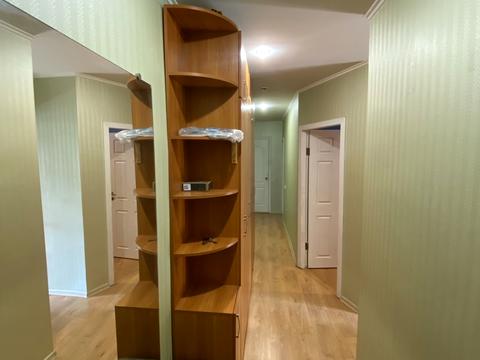 квартира по адресу Строителей ул., 27