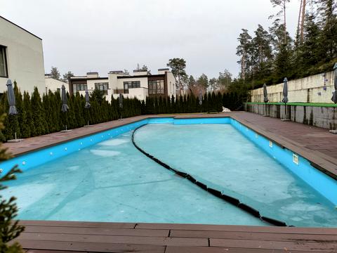 будинок за адресою Найкраща вул. (Ломоносова), 74