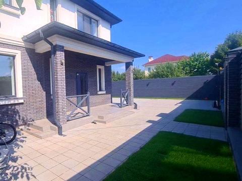 будинок за адресою шкільна