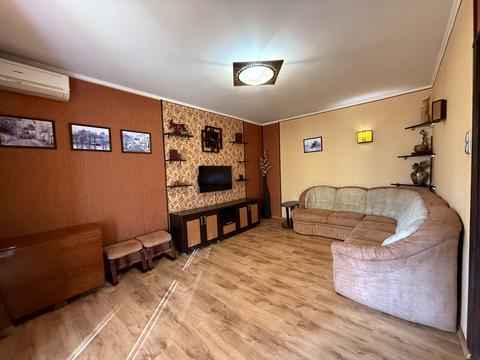 квартира по адресу Ревуцкого ул., 18