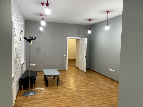 комерційна за адресою артема, 10