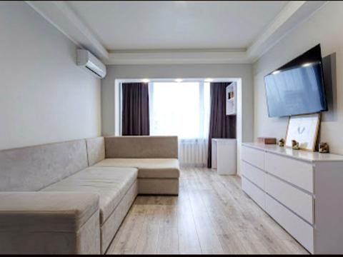 квартира за адресою Мілютенка вул., 10/1