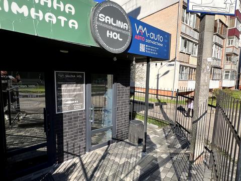 комерційна за адресою Миру просп., 73/3