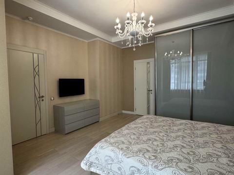 квартира за адресою Євгена Коновальця вул. (Щорса), 44