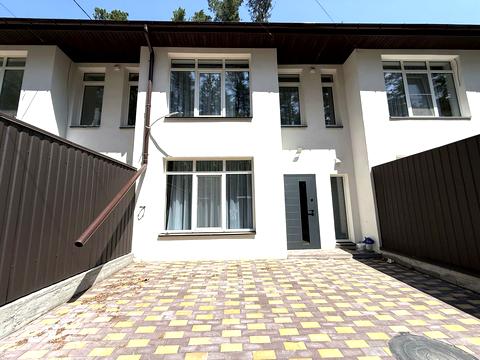 будинок за адресою с. Гнідин, Лісова