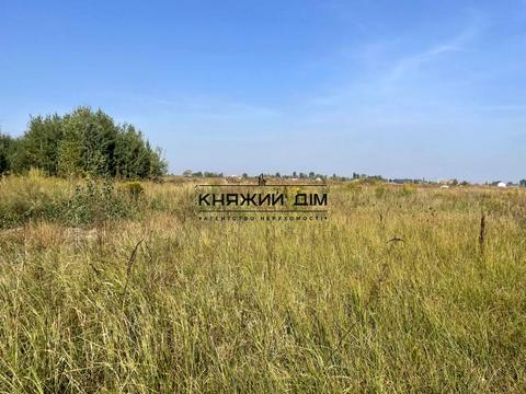 ділянка за адресою с. Погреби, 