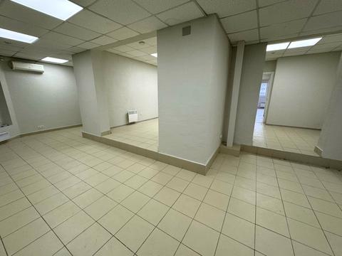 комерційна за адресою Сім'ї Глодан вул., 41