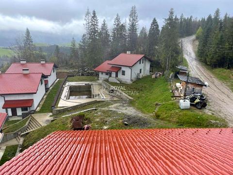 коммерческая по адресу Київська, 1
