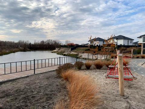 дом по адресу Свободи