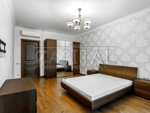 комерційна за адресою Київ, Кловський узвіз, 7a