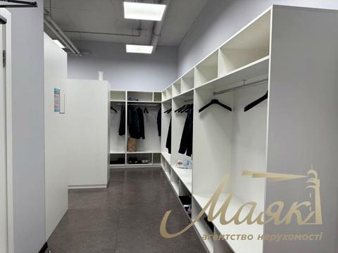 комерційна за адресою Сім'ї Прахових вул. (Гайдара), 58