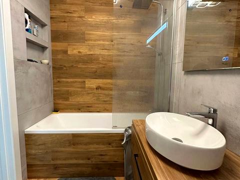 квартира за адресою Олексія Вадатурського вул. (Маршала Малиновського), 5