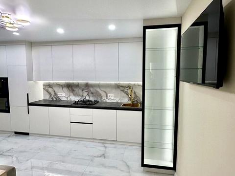 квартира за адресою Статус, 20