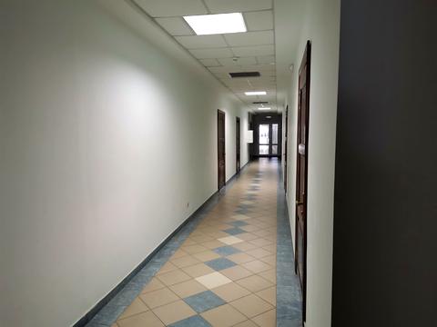 комерційна за адресою Богдана Хмельницького вул., 200