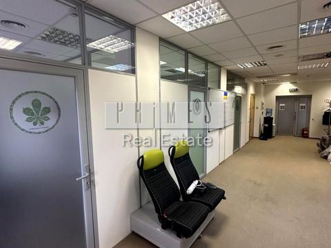 комерційна за адресою Київ, Велика Васильківська вул. (Червоноармійська), 77