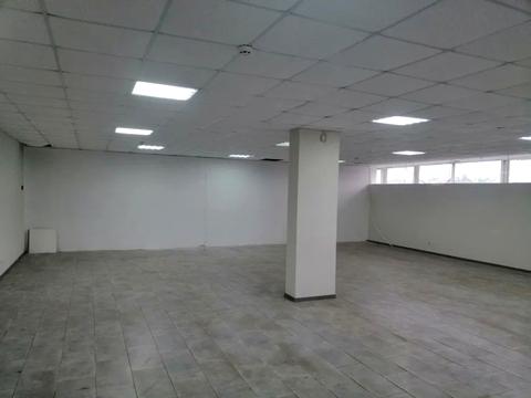 комерційна за адресою Данила Галицького вул. (Будьонного), 31