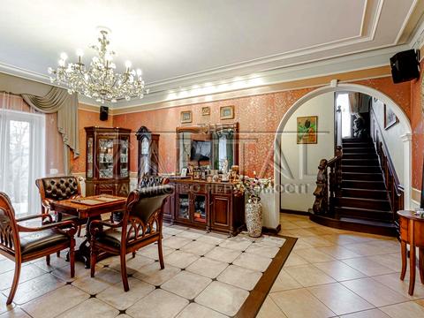 будинок за адресою Луговий пров.