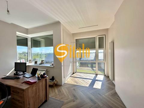 будинок за адресою Захрестова