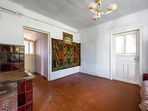 будинок за адресою Центральна, 8