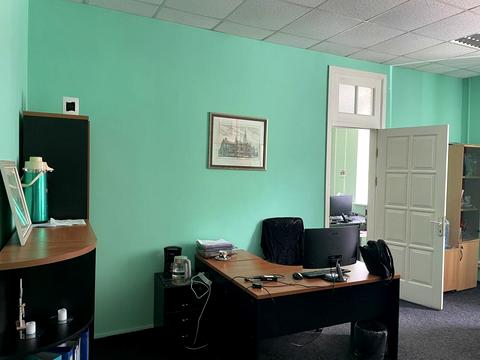 комерційна за адресою Паторжинського вул., 27