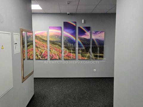 коммерческая по адресу Леси Украинки бульв., 34