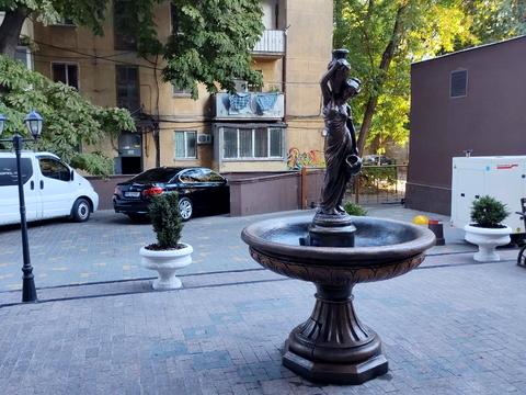 квартира по адресу Французский бульв., 13а