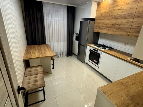 квартира за адресою Замонастирська вул., 8