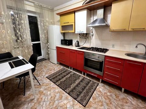 квартира за адресою Дмитра Майбороди вул. (Збишка), 2