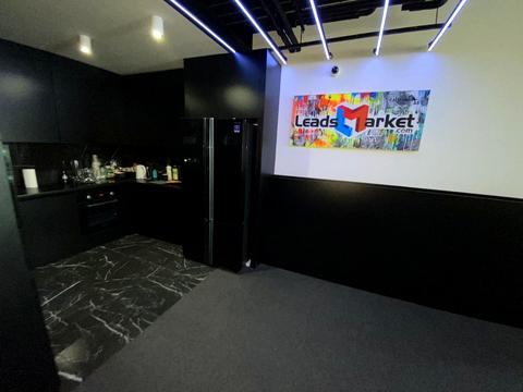 коммерческая по адресу Антоновича ул. (Горького), 74