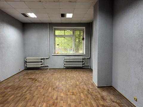 комерційна за адресою Незалежності вул. (Титова), 18-А