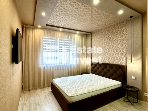 квартира за адресою Софії Русової вул., 7