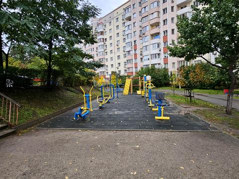 квартира за адресою Будівельників вул., 12