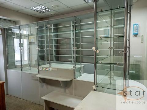 комерційна за адресою Гетьмана Полуботка вул.