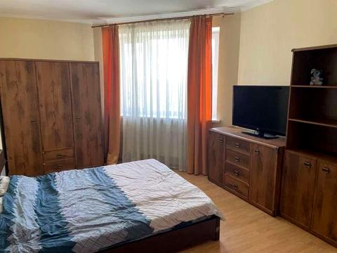 квартира за адресою Любомира Гузара просп. (Космонавта Комарова), 26