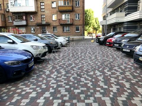 комерційна за адресою Казимира Малевича вул. (Боженка), 89