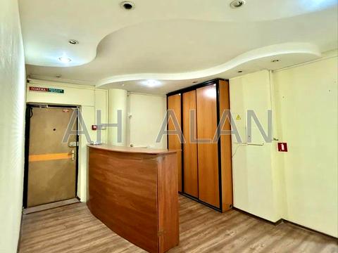 комерційна за адресою Голосіївська пл., 7