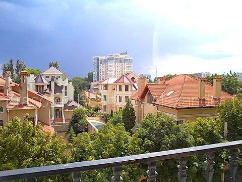 квартира по адресу Вице-адмирала Азарова ул. (Вице-адмирала Азарова), 6