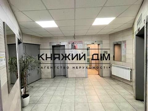 квартира за адресою Срібнокільська вул., 1