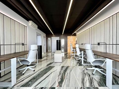 коммерческая по адресу Кловский спуск, 7a