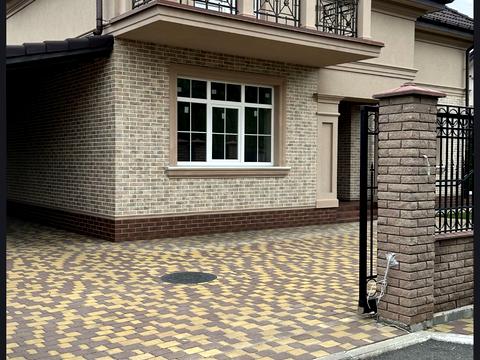 будинок за адресою Золоче