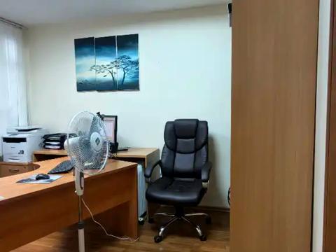 комерційна за адресою Ніла Армстронга вул. (Казакова), 1-Д